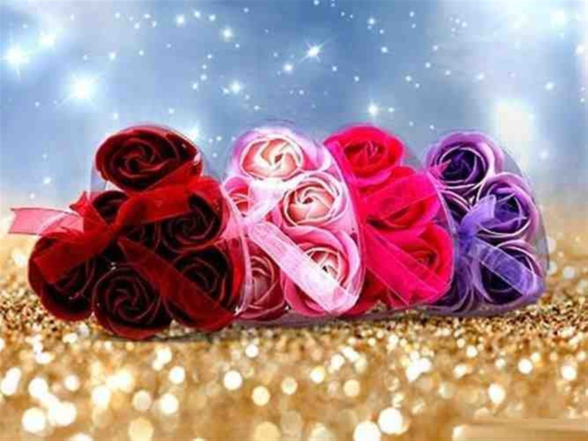 Kalp Kutu İçinde Gül Sabun Hearts Bath Confetti Asorti
