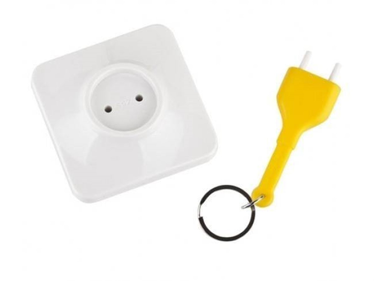 Plastik Fiş Priz Şeklinde Anahtar Kaybetme Önleyici Yuva Asorti