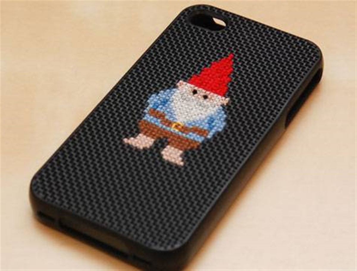 İşlemeli iPhone 4 4S Kılıfı Asorti