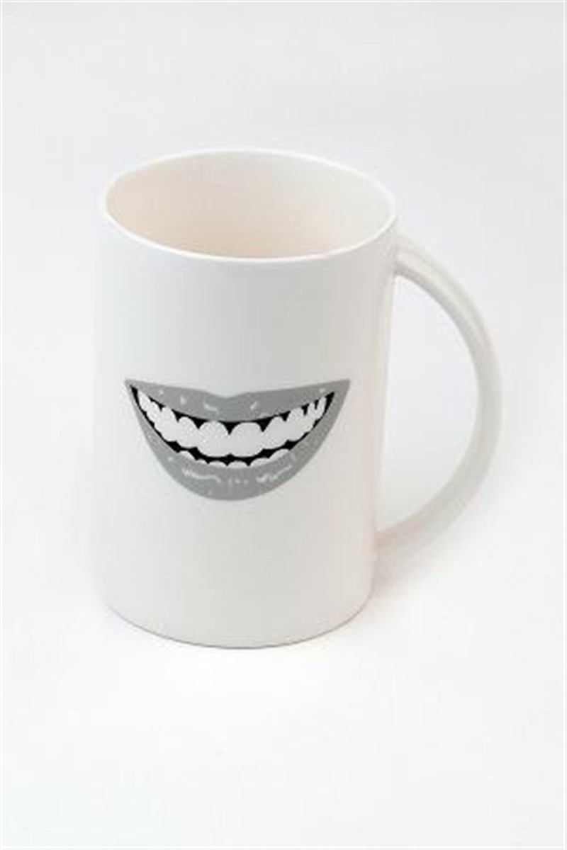 Gülen Dudaklı Kupa Gülümseyen