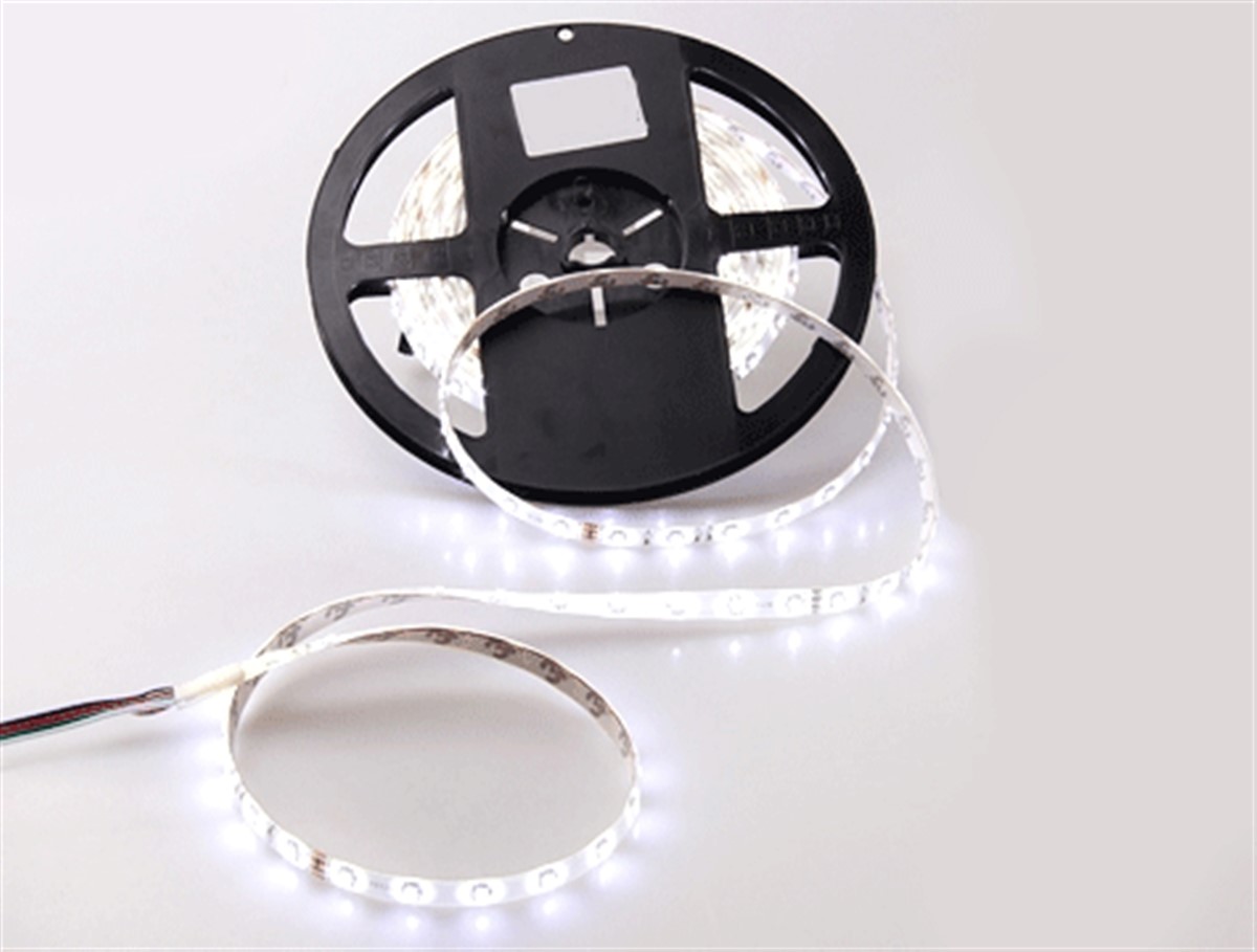 LED Şerit Aydınlatma Dekorasyon İç Mekan 5 Metre 60 Led 12 V