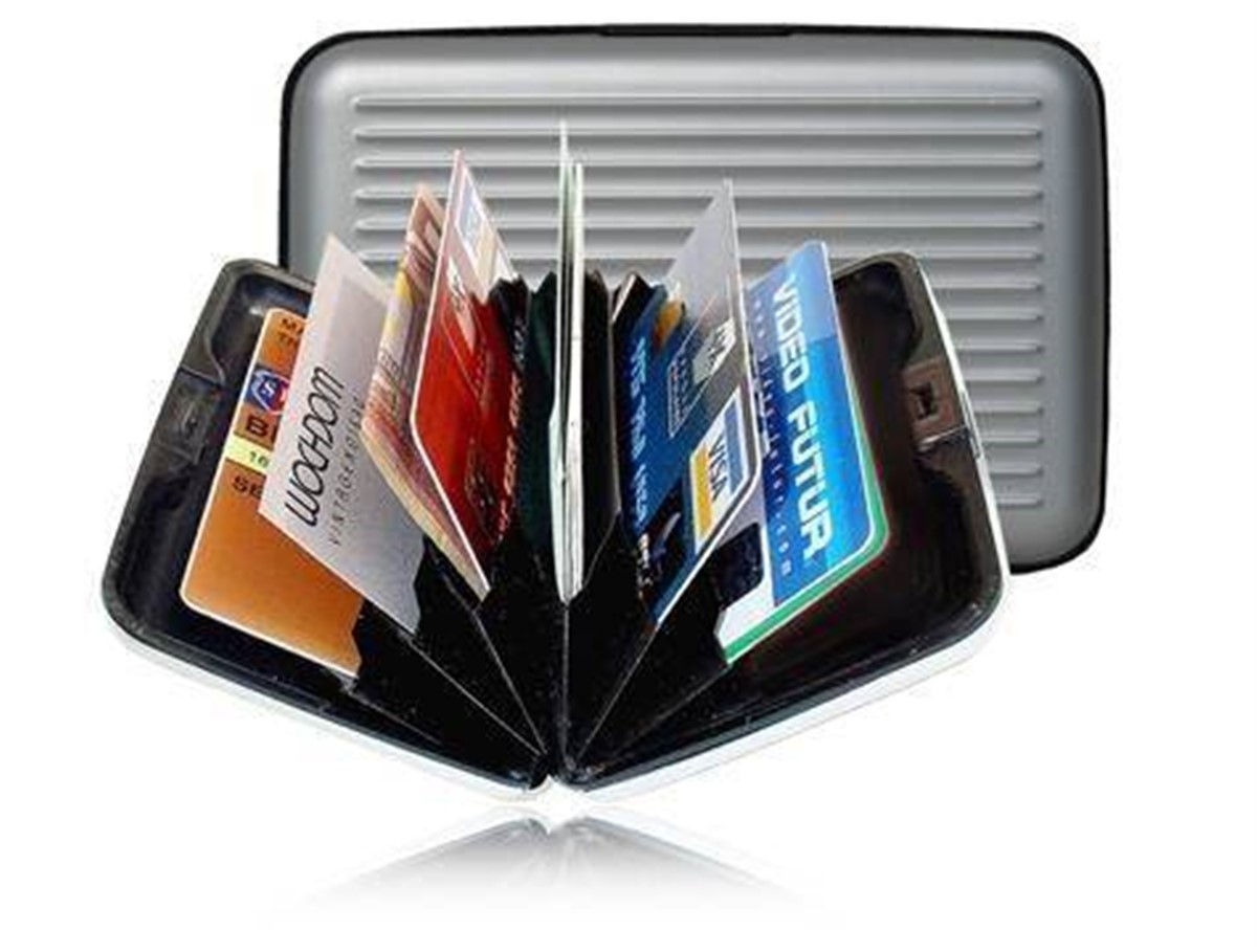 6 Bölmeli Alüminyum Kaplama Plastik Kredi Kartlık Siyah