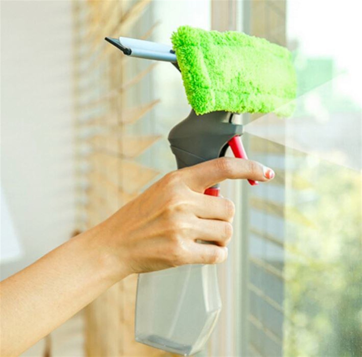 Spreyli Su Hazneli Mikrofiber Cam Silme Mop Çekçek