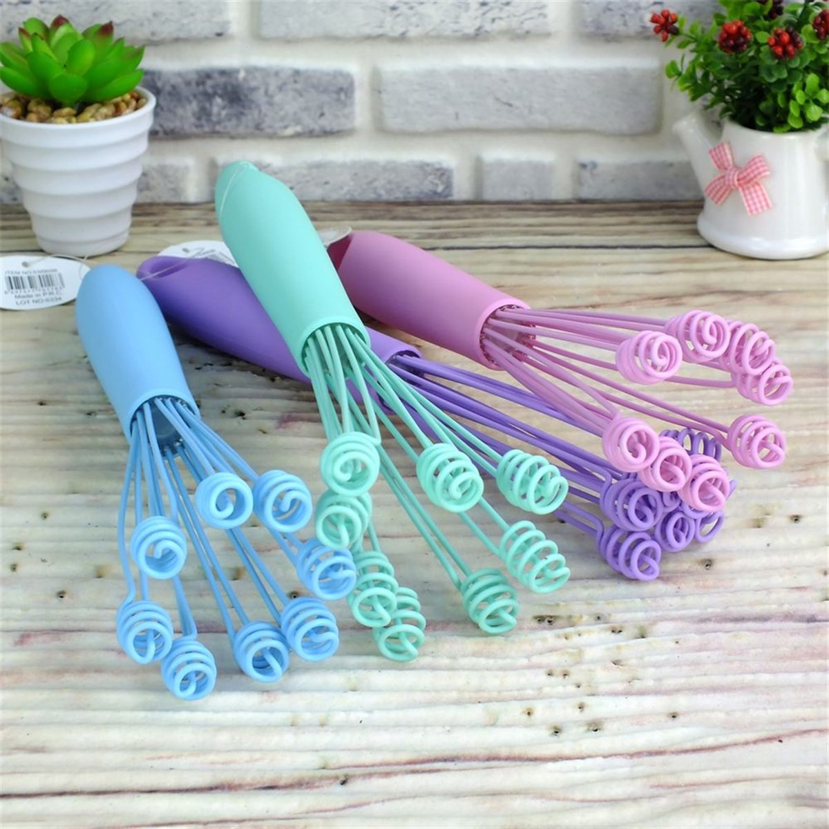 Silikon Saplı 8 Esnek Kollu Ahtapot Çırpıcı ve Karıştırıcı Asorti